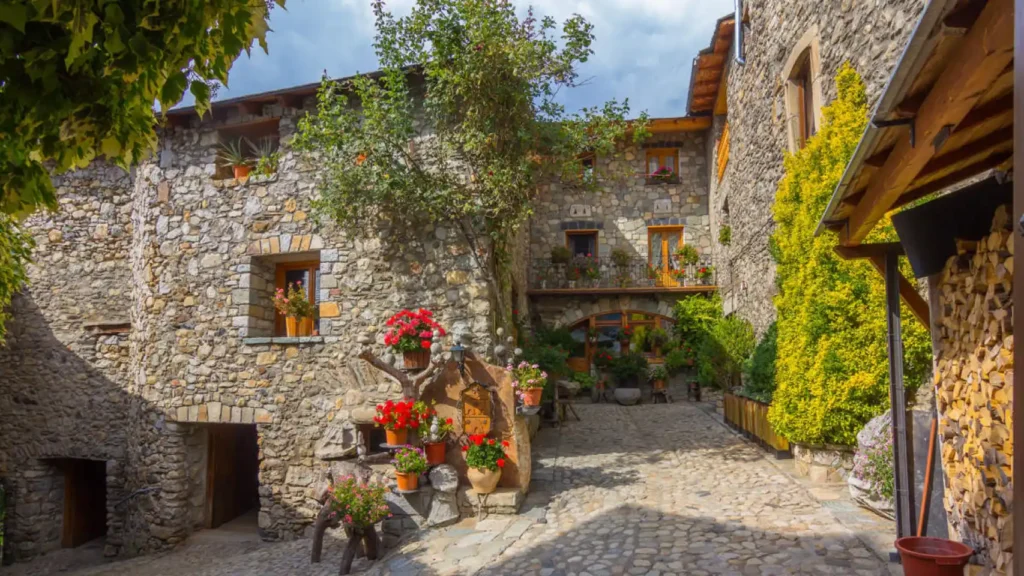 La villa oculta de España que se ha convertido en el pueblo más bonito según National Geographic