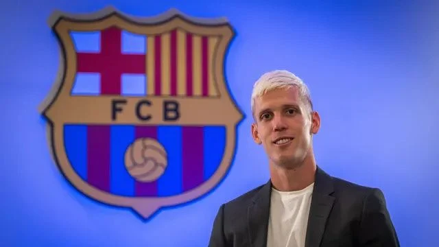 Dani Olmo, nuevo refuerzo del Barcelona por las próximas seis temporadas.