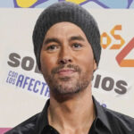 Enrique Iglesias vuelve a España tras tres años y abre su corazón sobre sus hijos y su apoyo a los valencianos.